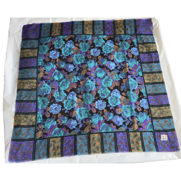 Vintage Glentex Purple Acrylic Scarf W/ Blue & Purple Rose Pattern 30x30" Japan - Picture 5 of 6